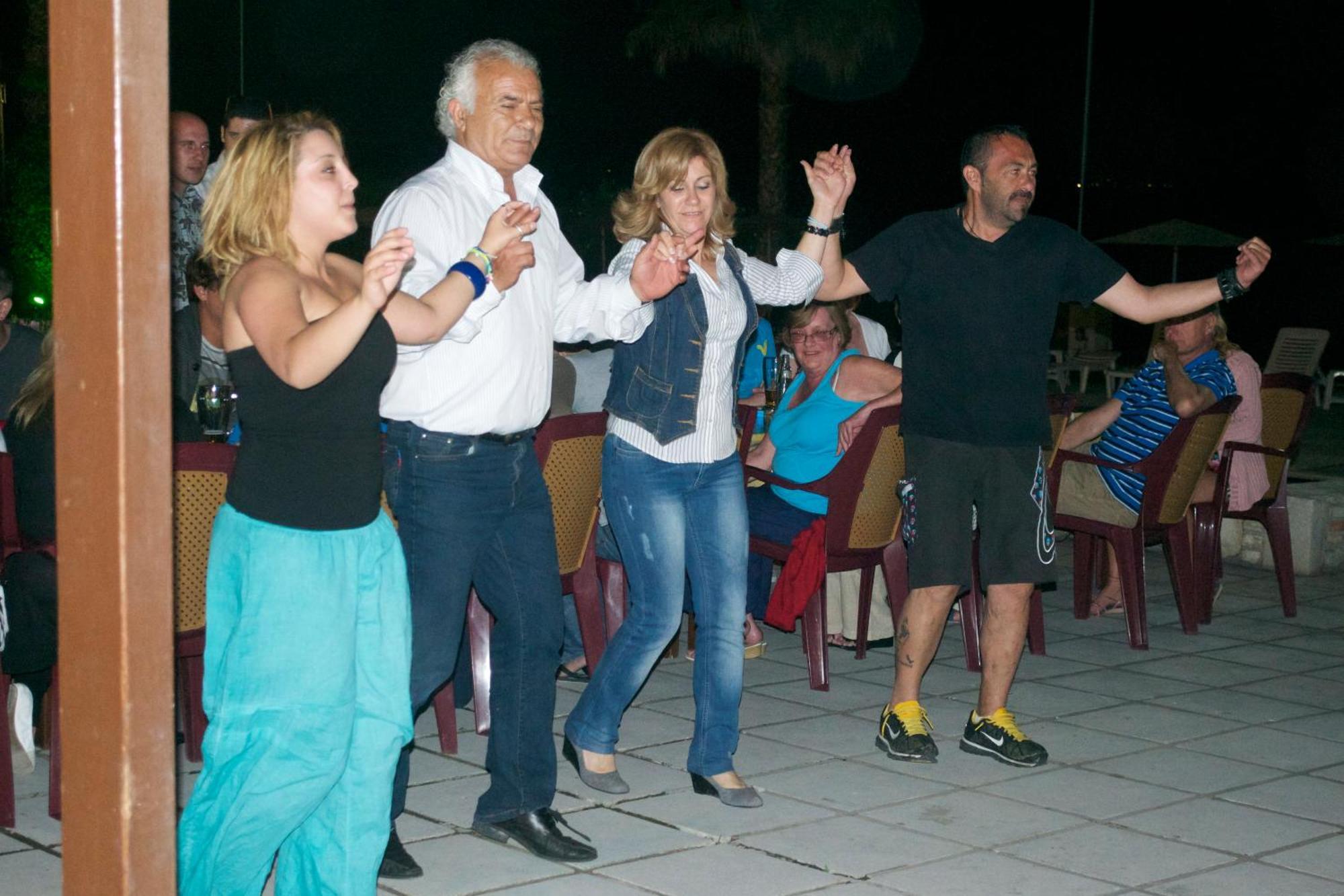 Ampavris Family Apartments Kos Town Luaran gambar