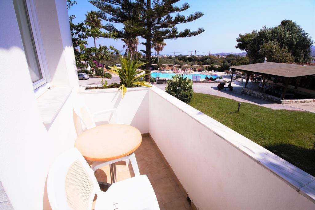 Ampavris Family Apartments Kos Town Luaran gambar