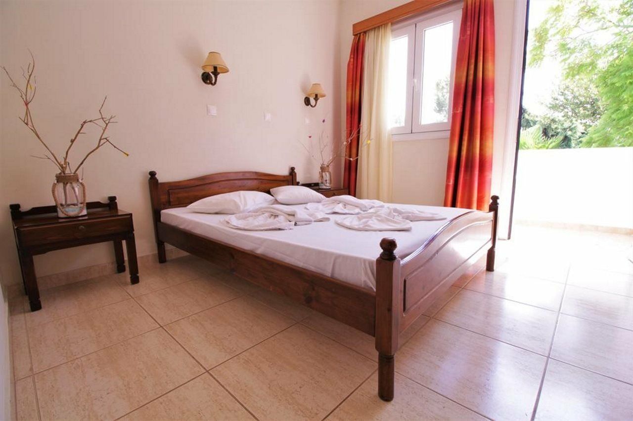 Ampavris Family Apartments Kos Town Luaran gambar